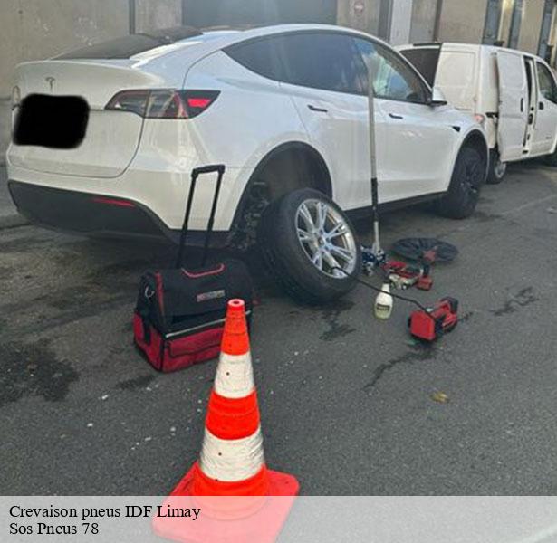 intervention-pour-crevaison-pneus-idf-limay-78520-1